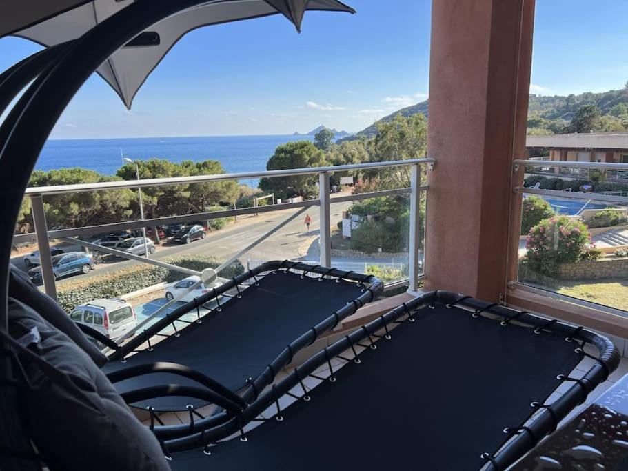 Bel App T2 En Bord De Mer Vue Sanquinaires Piscine Ajaccio  Exterior photo